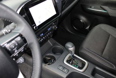 Toyota Hilux 2.D-4D 4WD porte Double Cab Comfort (13)