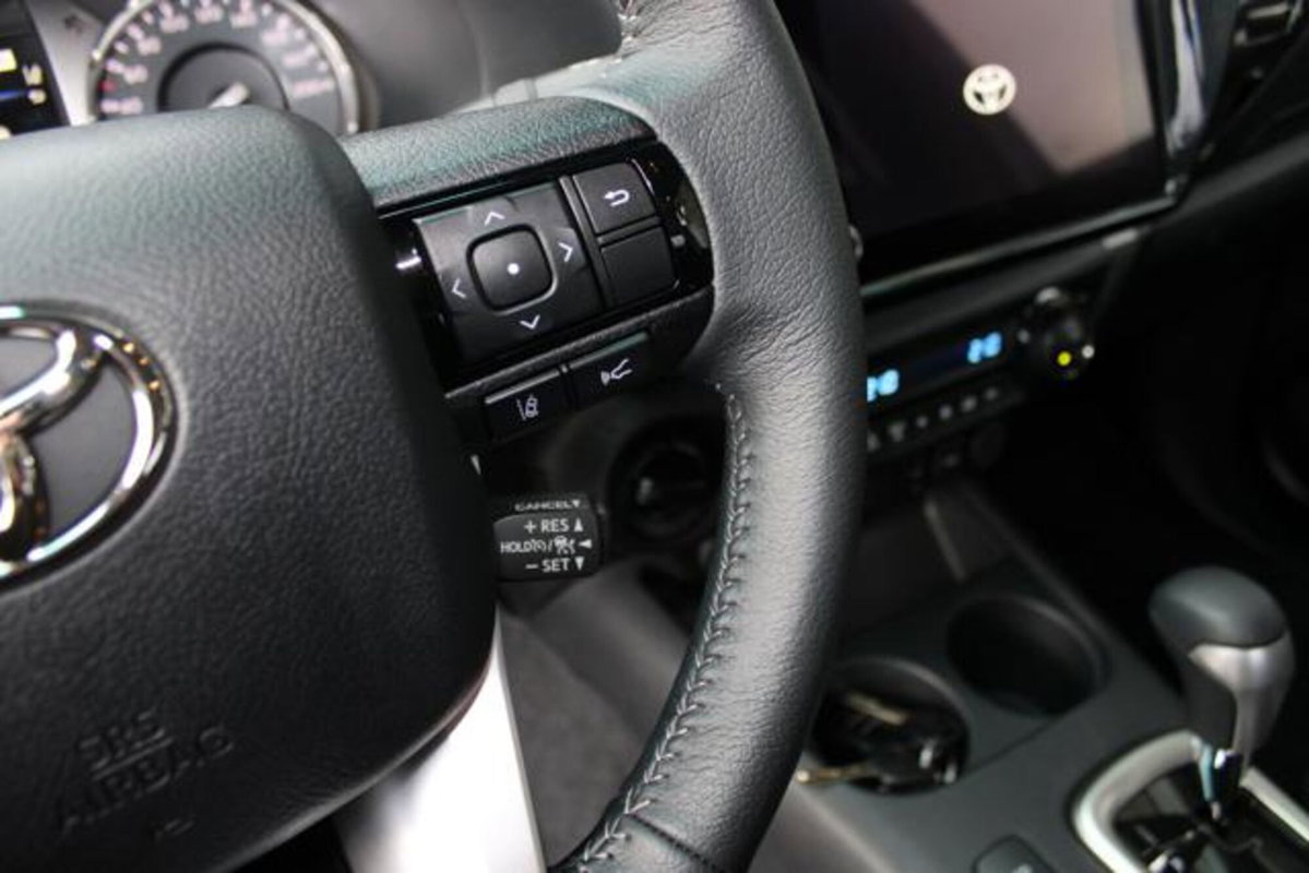 Toyota Hilux 2.D-4D 4WD porte Double Cab Comfort (15)