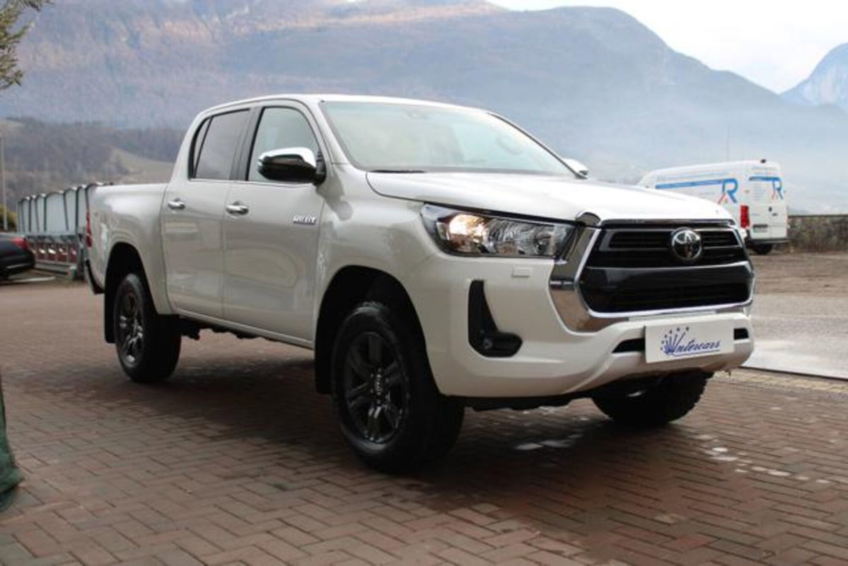Toyota Hilux 2.D-4D 4WD porte Double Cab Comfort (4)