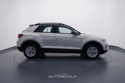 Volkswagen T-Roc 1.5 tsi Life dsg (7)