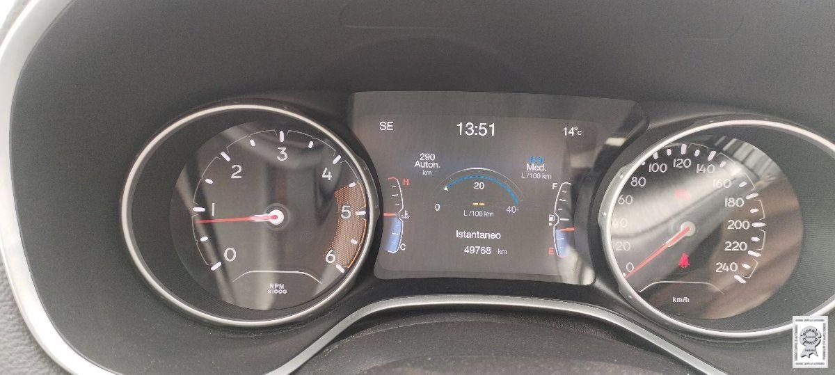 Jeep Compass 1.6 Multijet II 2WD Limited (6)
