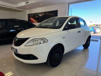 Lancia Ypsilon 1.2 69 CV 5 porte Gold usata