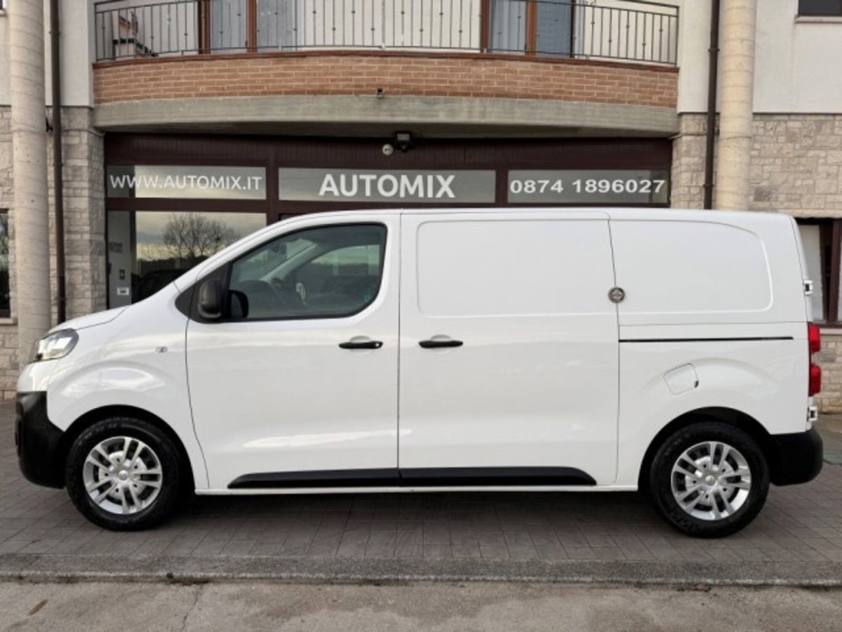 Opel Vivaro Furgone 1.5 Diesel 100CV S&S PL-TN M Furgone Enjoy (5)