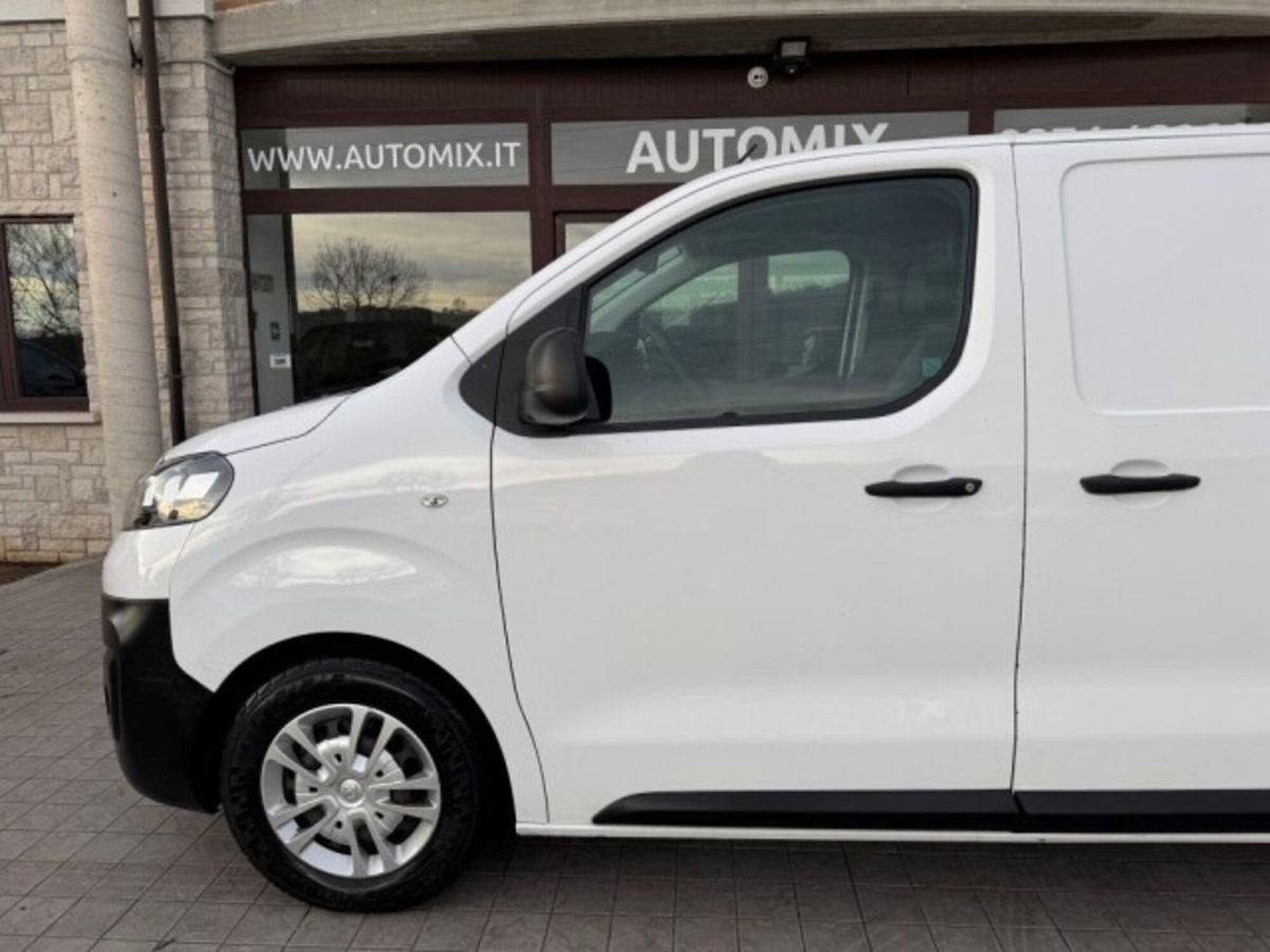 Opel Vivaro Furgone 1.5 Diesel 100CV S&S PL-TN M Furgone Enjoy (6)