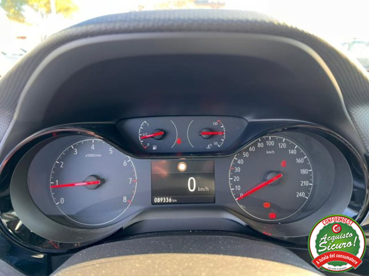 Opel Corsa 1.5 D 100 CV Edition (10)