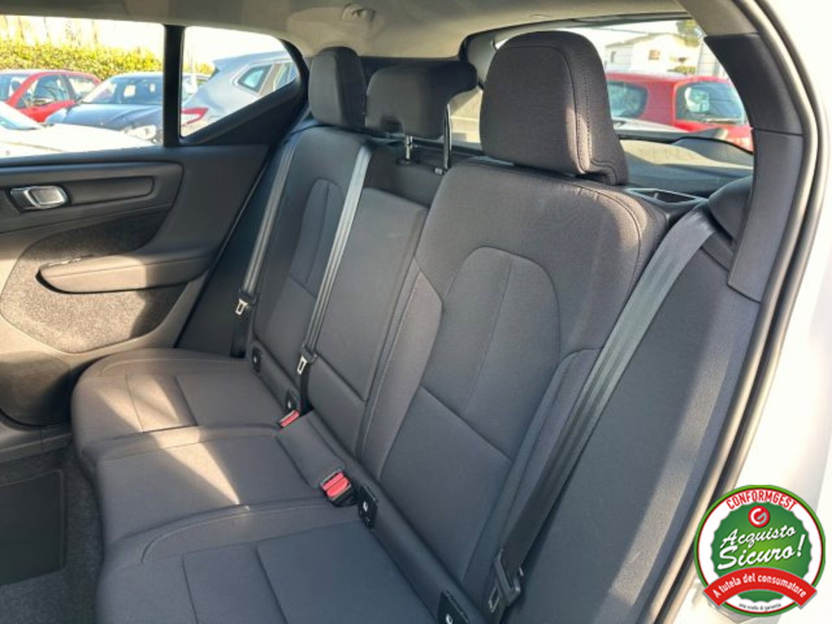Volvo XC40 D3 Geartronic Business Plus (11)