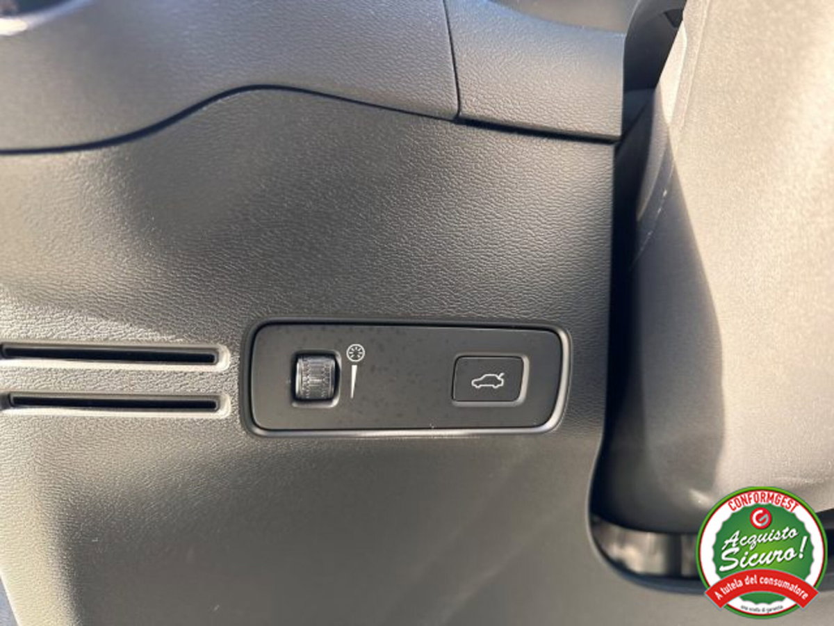 Volvo XC40 D3 Geartronic Business Plus (7)