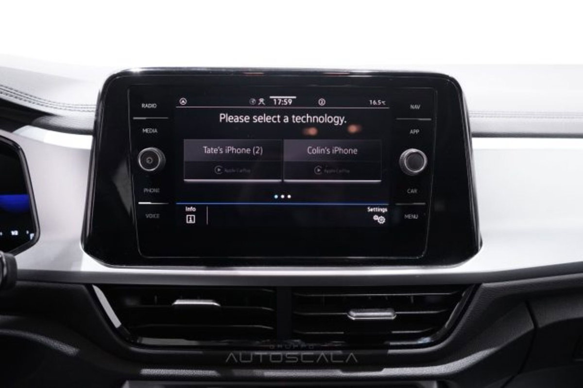 Volkswagen T-Roc 1.5 tsi Life dsg (14)