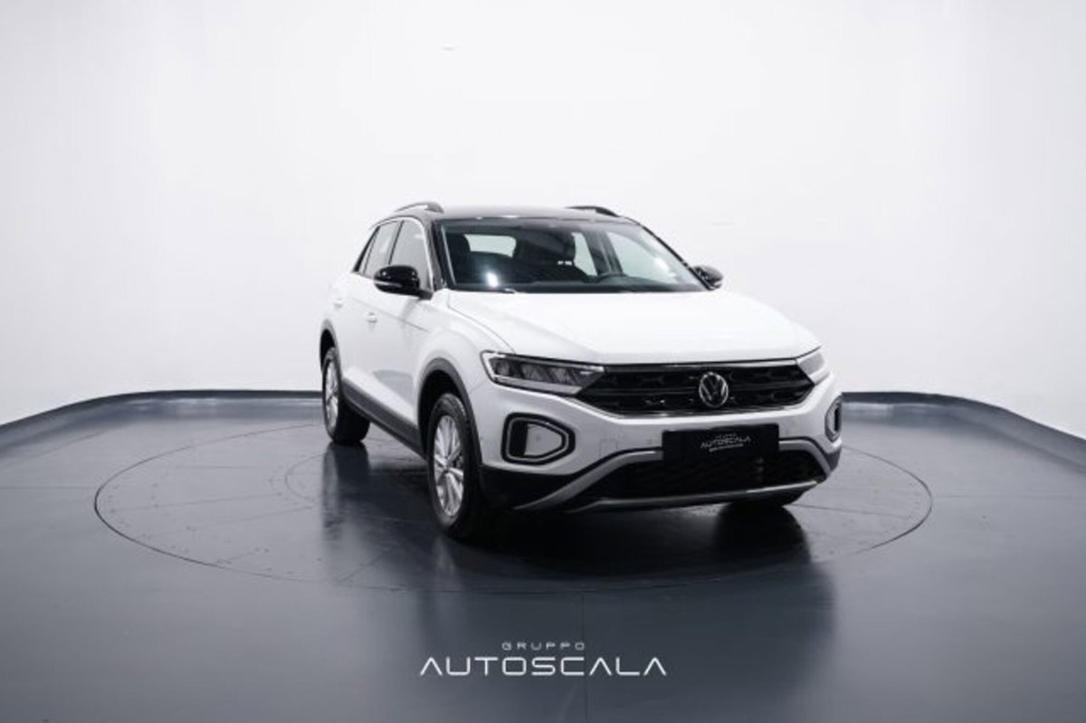 Volkswagen T-Roc 1.5 tsi Life dsg (8)