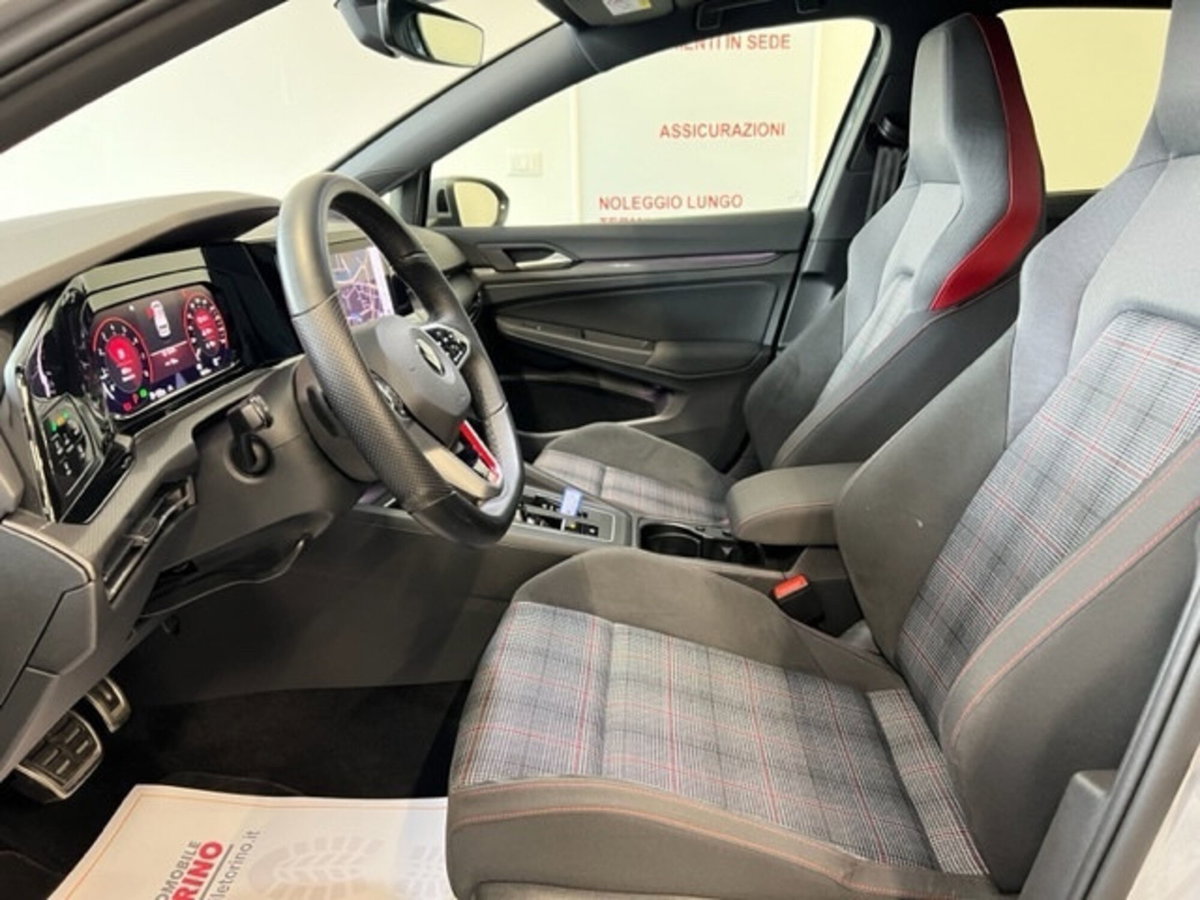 Volkswagen Golf 2.0 TSI GTI DSG (11)