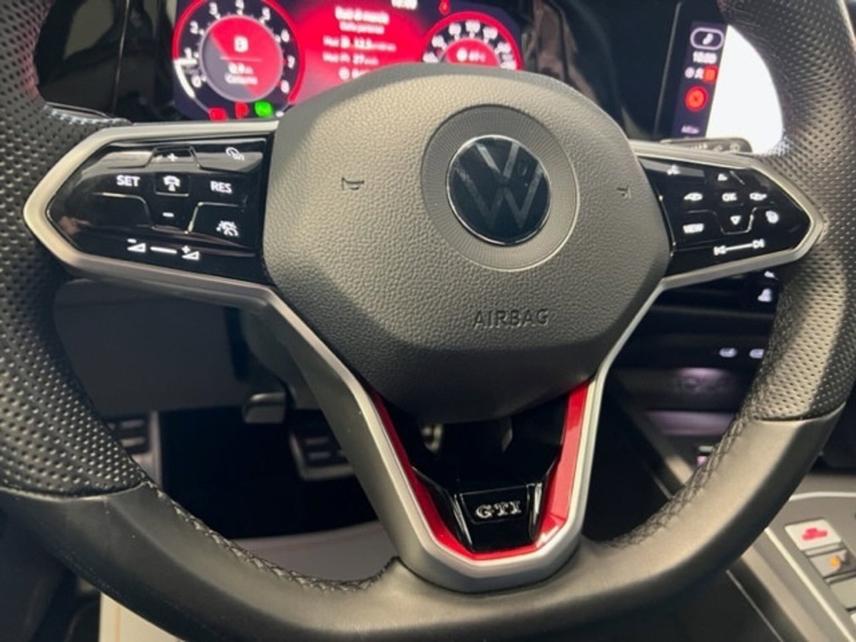 Volkswagen Golf 2.0 TSI GTI DSG (17)
