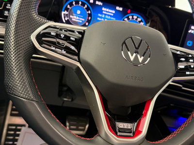 Volkswagen Golf 2.0 TSI GTI DSG (20)