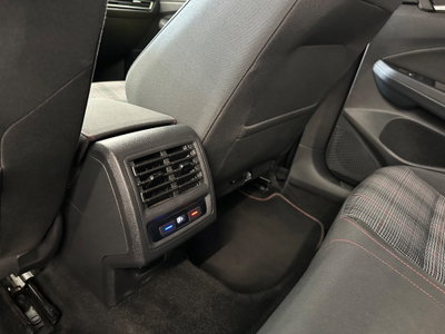 Volkswagen Golf 2.0 TSI GTI DSG (10)