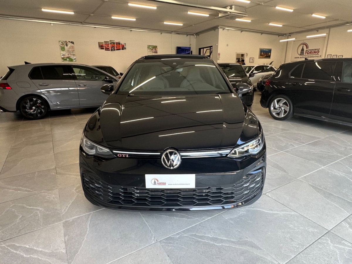 Volkswagen Golf 2.0 TSI GTI DSG (2)