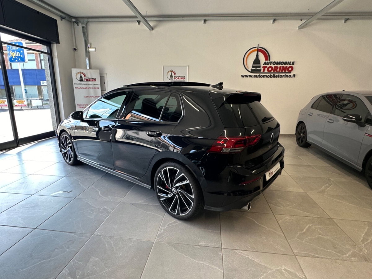 Volkswagen Golf 2.0 TSI GTI DSG (6)