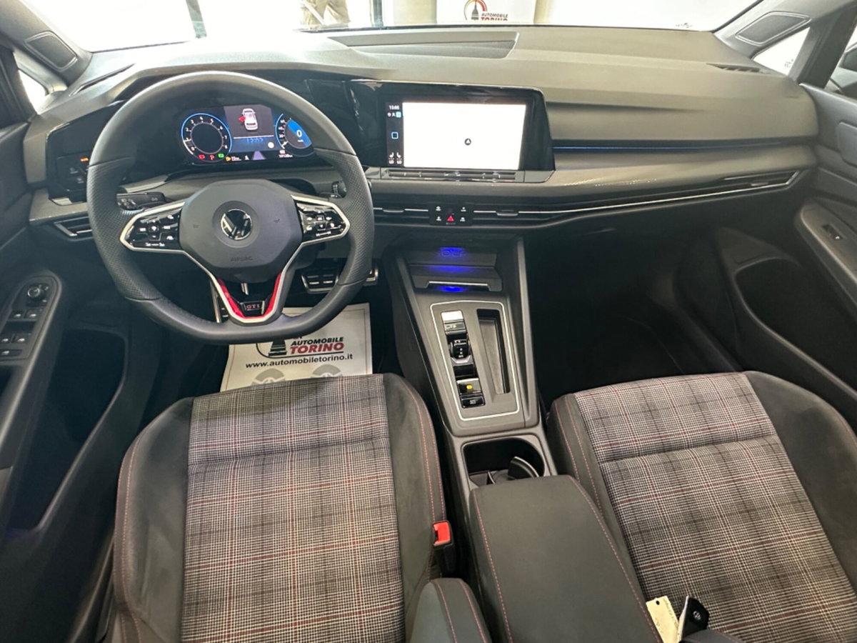 Volkswagen Golf 2.0 TSI GTI DSG (8)