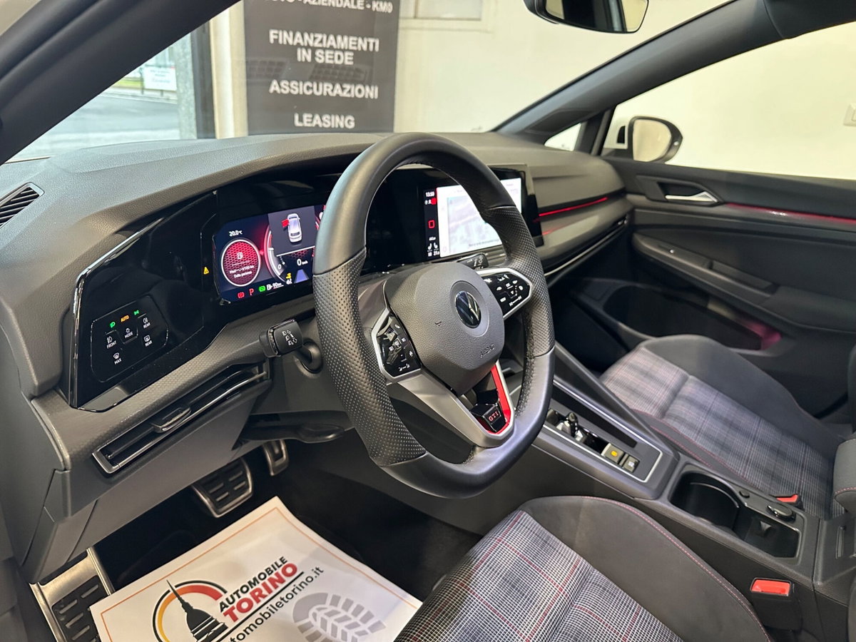Volkswagen Golf 2.0 TSI GTI DSG (12)