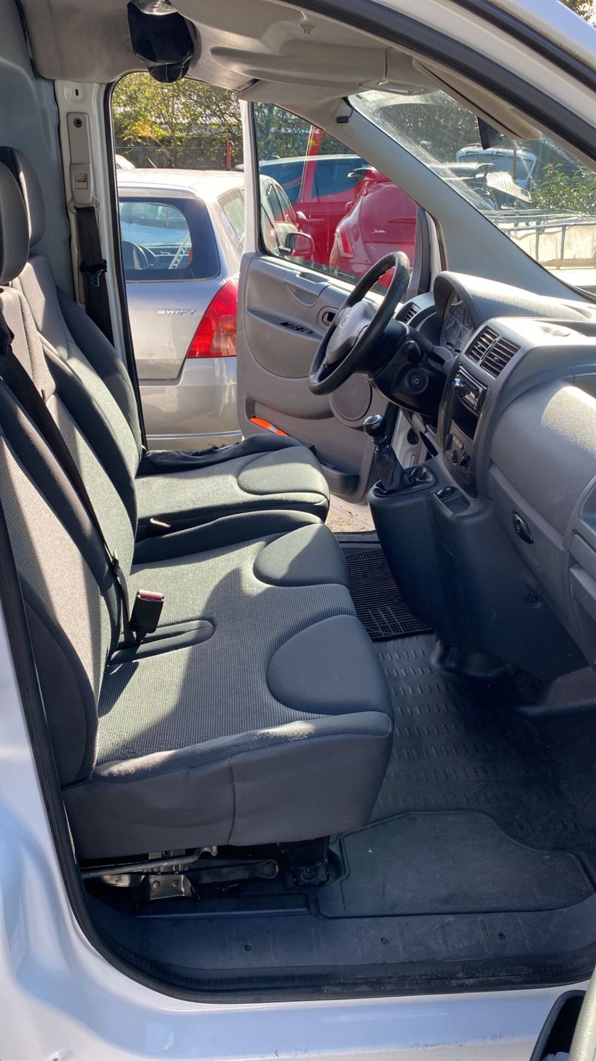Peugeot Expert Furgone 2.0 HDi 125CV FAP PC-TN 10Q Furgone (12)