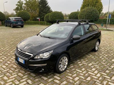 Peugeot 308 1.6 HDi 92 CV Business  usata