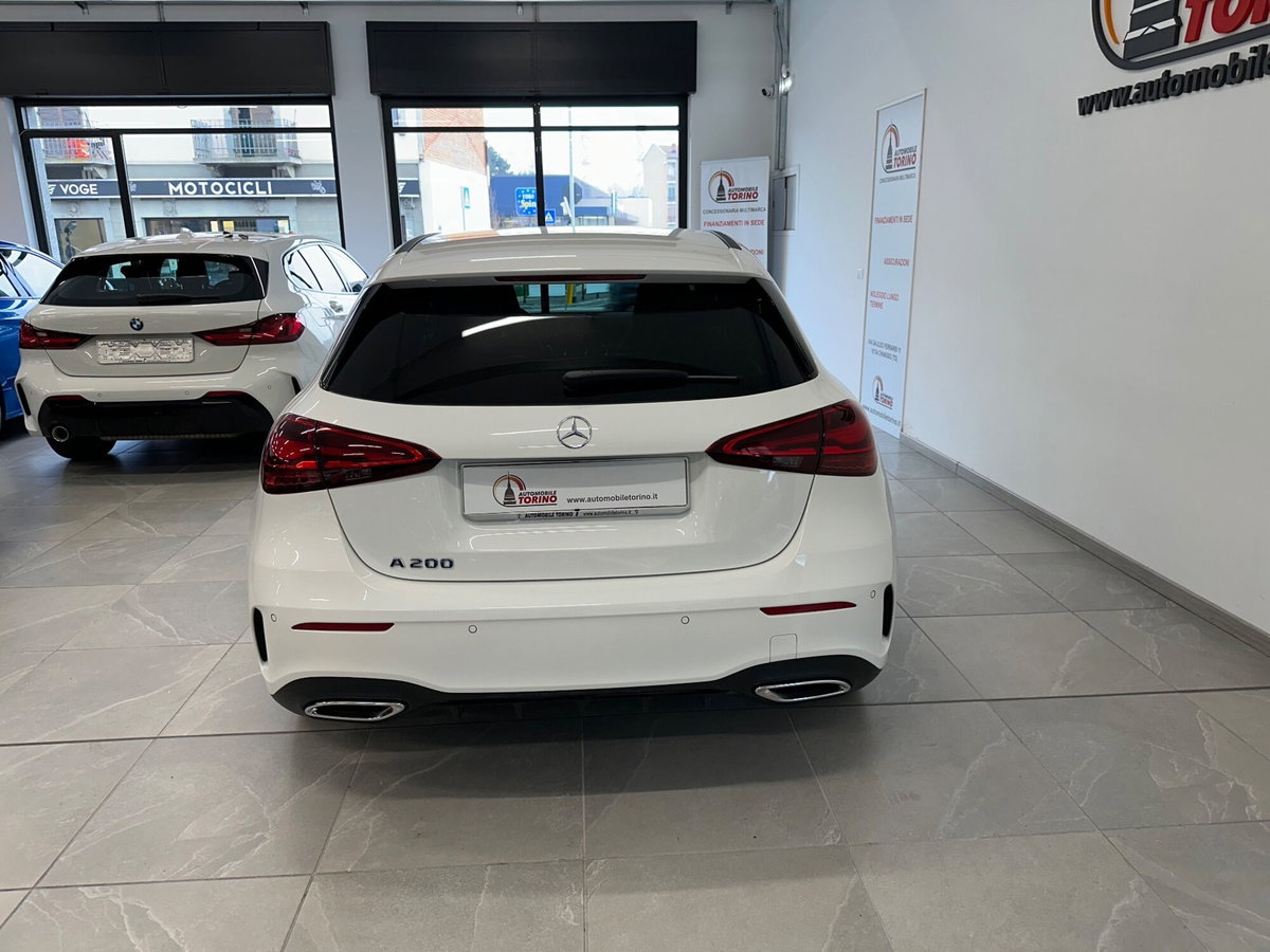 Mercedes-Benz Classe A 200 Automatic Premium (5)
