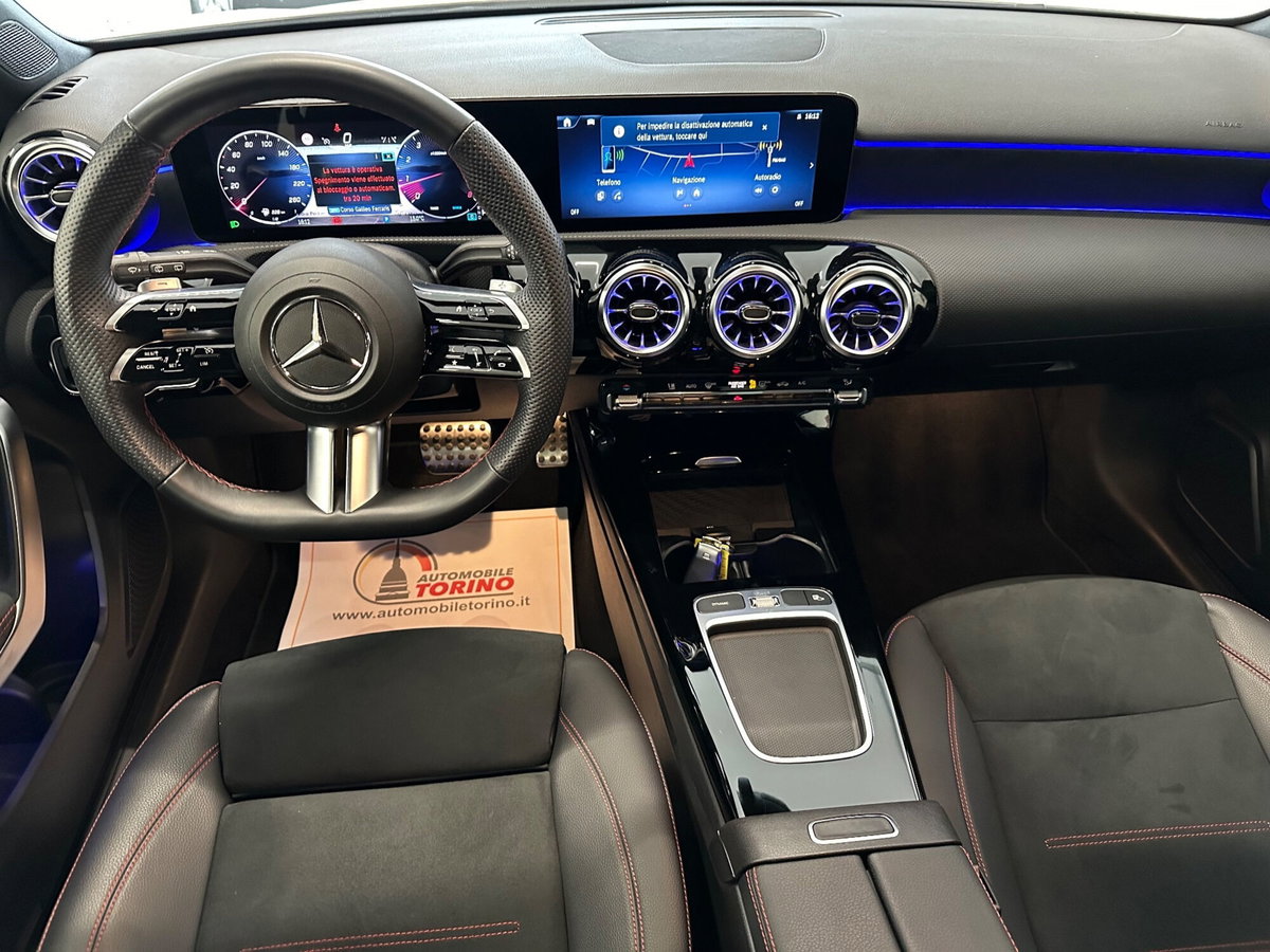 Mercedes-Benz Classe A 200 Automatic Premium (8)