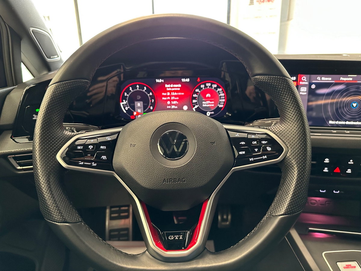 Volkswagen Golf 2.0 TSI GTI DSG (15)