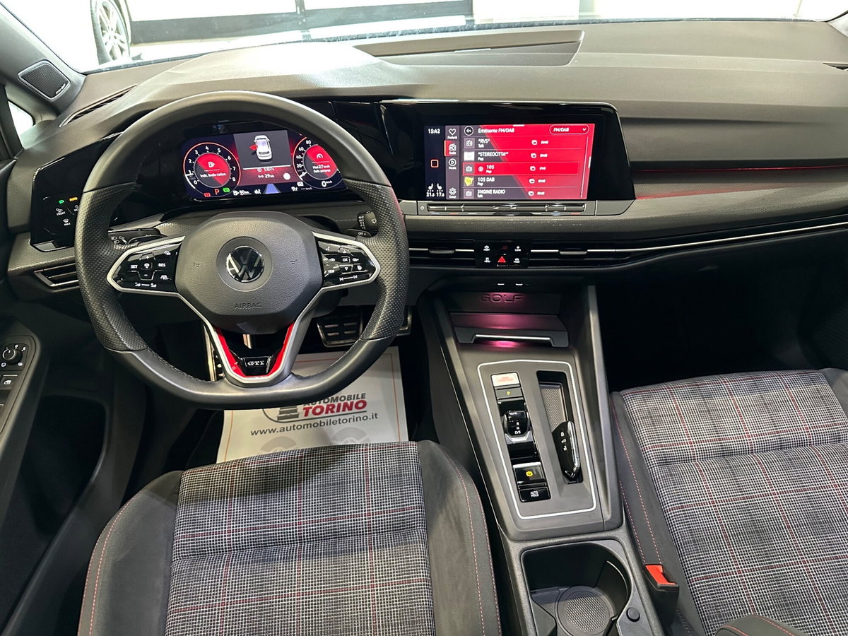 Volkswagen Golf 2.0 TSI GTI DSG (9)