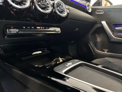 Mercedes-Benz Classe A 200 Automatic Premium (13)
