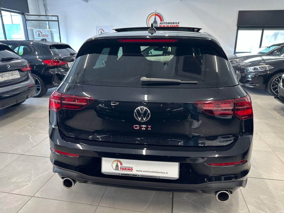 Volkswagen Golf 2.0 TSI GTI (5)