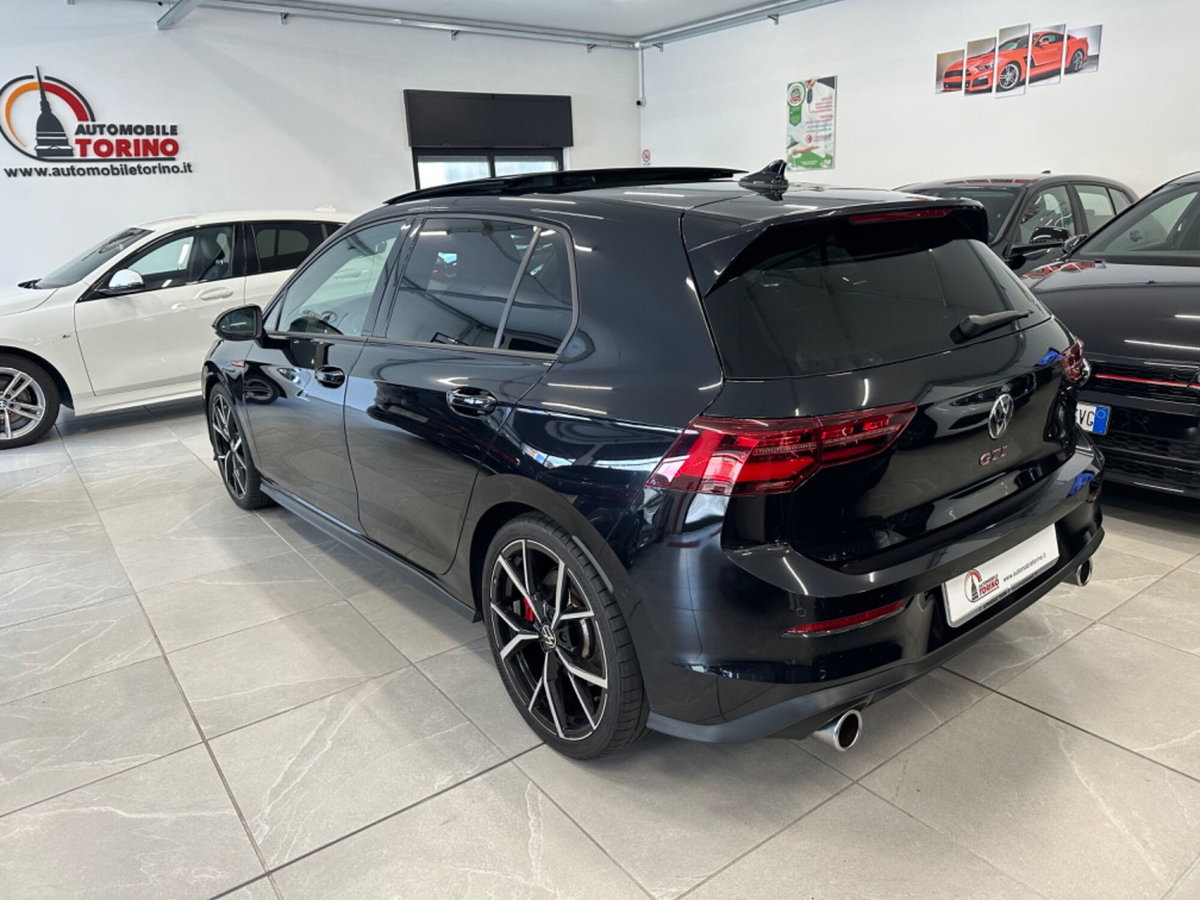 Volkswagen Golf 2.0 TSI GTI (6)