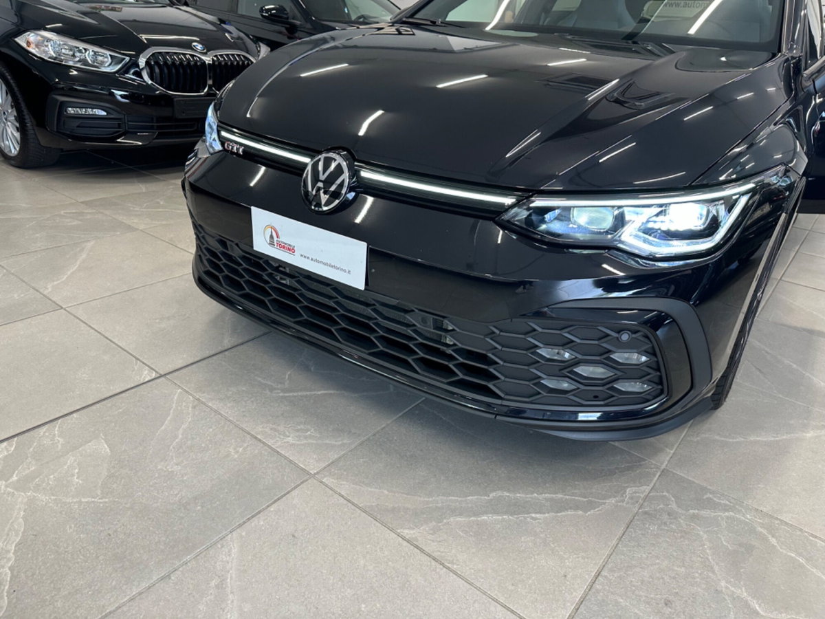 Volkswagen Golf 2.0 TSI GTI (7)