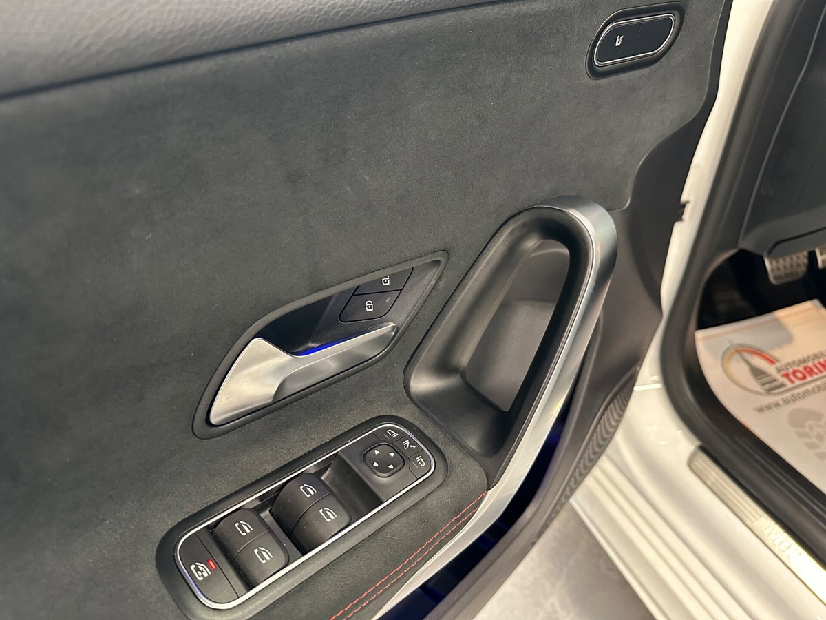 Mercedes-Benz Classe A 200 Automatic Premium (10)