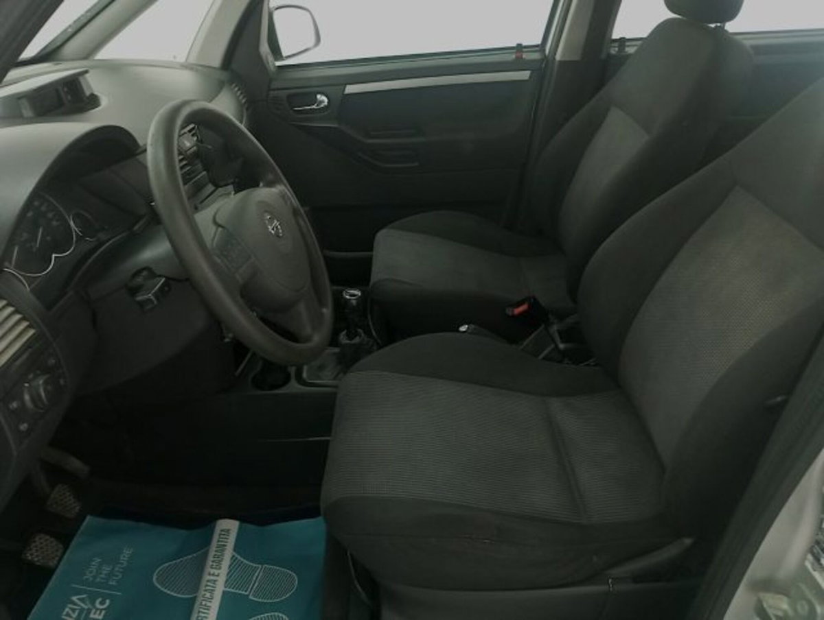 Opel Meriva 1.4 16V Club (8)