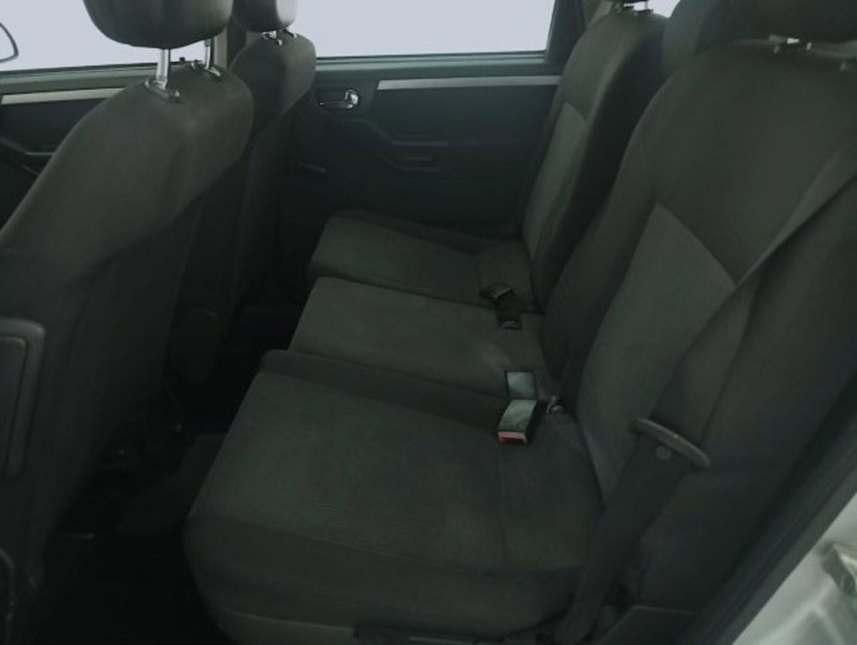 Opel Meriva 1.4 16V Club (9)