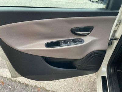 Lancia Ypsilon 1.3 MJT 16V 95 CV 5 porte S&S Elle (14)