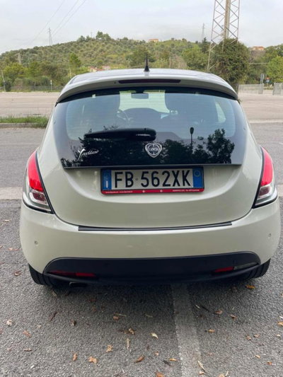 Lancia Ypsilon 1.3 MJT 16V 95 CV 5 porte S&S Elle (7)
