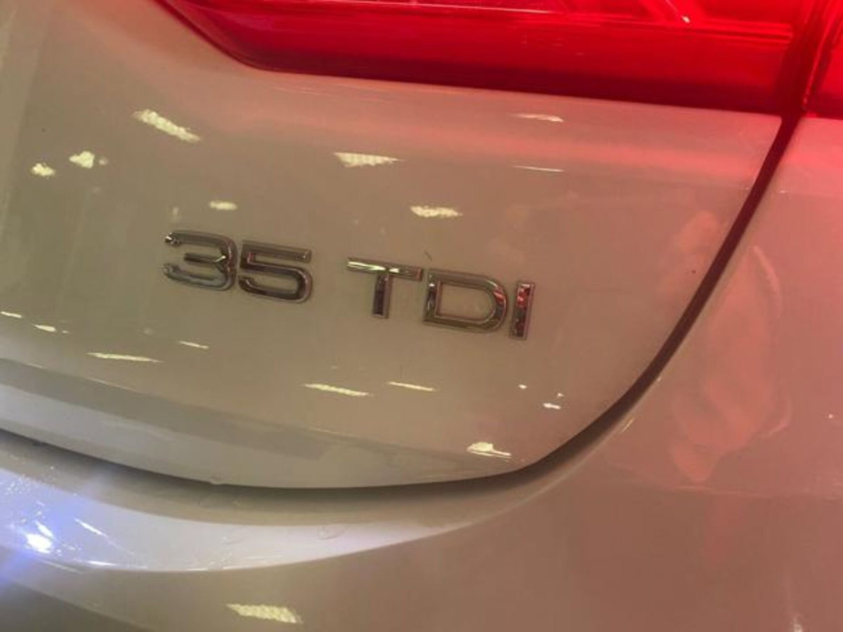 Audi Q3 Sportback 35 TDI quattro S tronic S line edition (8)