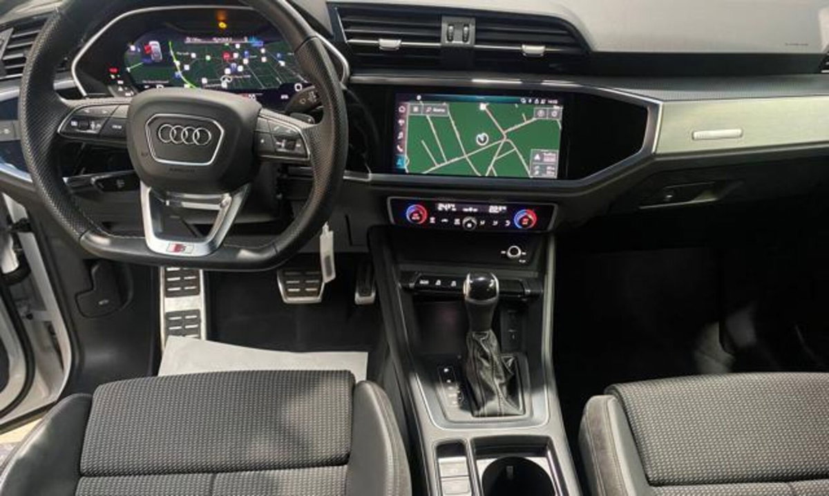Audi Q3 Sportback 35 TDI quattro S tronic S line edition (9)