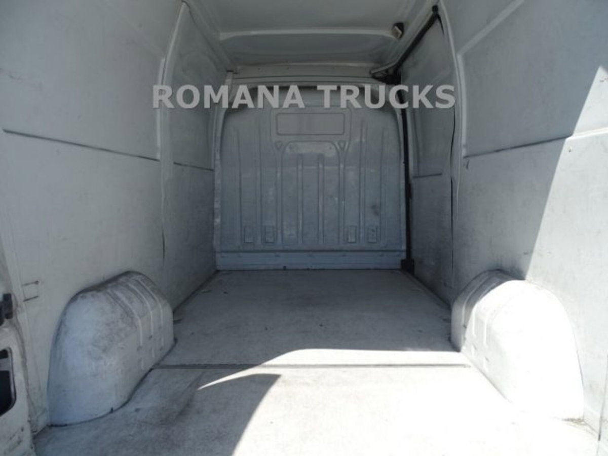 Opel Movano Furgone 30 2.3 CDTI 125CV PC-TN FWD Combi E5 (7)