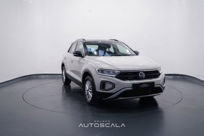 Volkswagen T-Roc 1.5 tsi Life dsg (8)