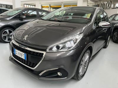 Peugeot 208 VTi 82 CV 5 porte Allure usata