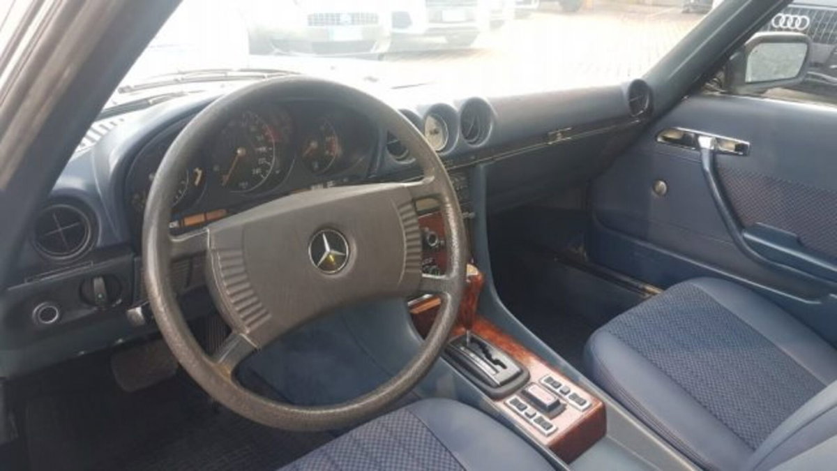Mercedes-Benz 450 Coupé 450 SLC (9)
