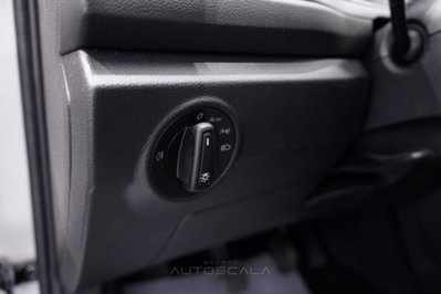 Volkswagen T-Roc 1.0 TSI Life (12)