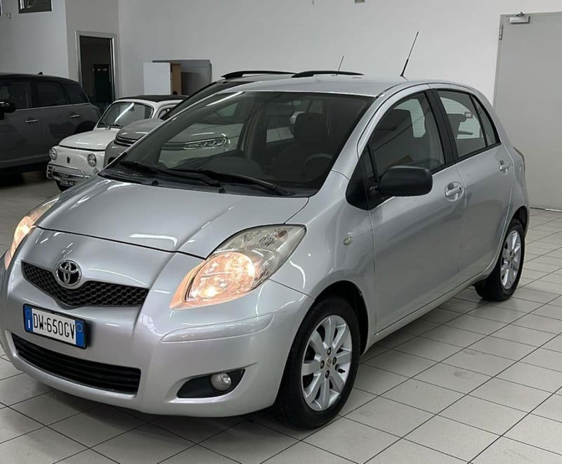 Toyota Yaris 1.3 5 porte