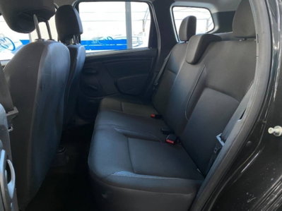 Dacia Duster 1.5 dCi 110CV S&S 4x2 Serie Speciale Ambiance Family (13)