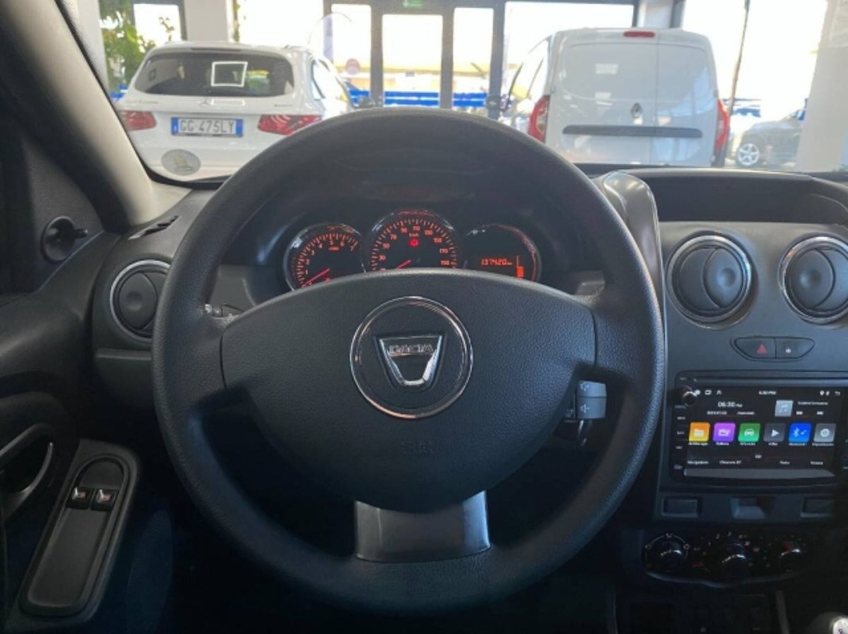 Dacia Duster 1.5 dCi 110CV S&S 4x2 Serie Speciale Ambiance Family (15)