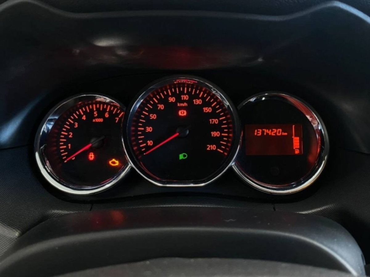 Dacia Duster 1.5 dCi 110CV S&S 4x2 Serie Speciale Ambiance Family (16)