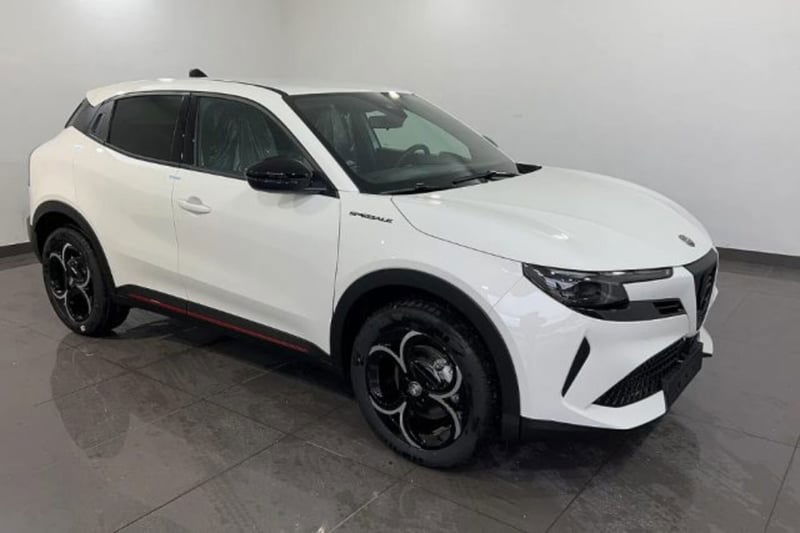 Alfa Romeo Junior 1.2 ibrida Speciale 145cv edct6
