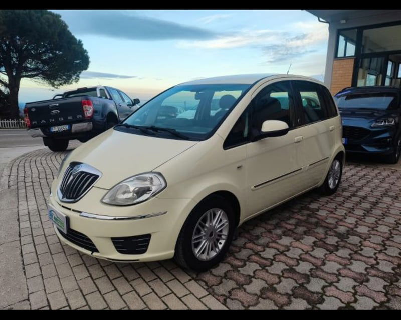 Lancia Musa 1.4 Oro Ecochic GPL