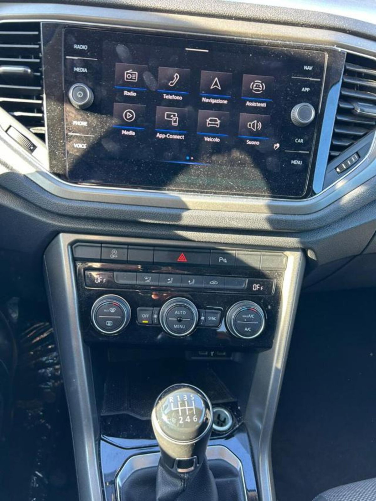 Volkswagen T-Roc 1.0 TSI Style BlueMotion Technology (9)